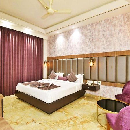 Hotel Infa - 400M From Golden Temple Amritsar Bagian luar foto