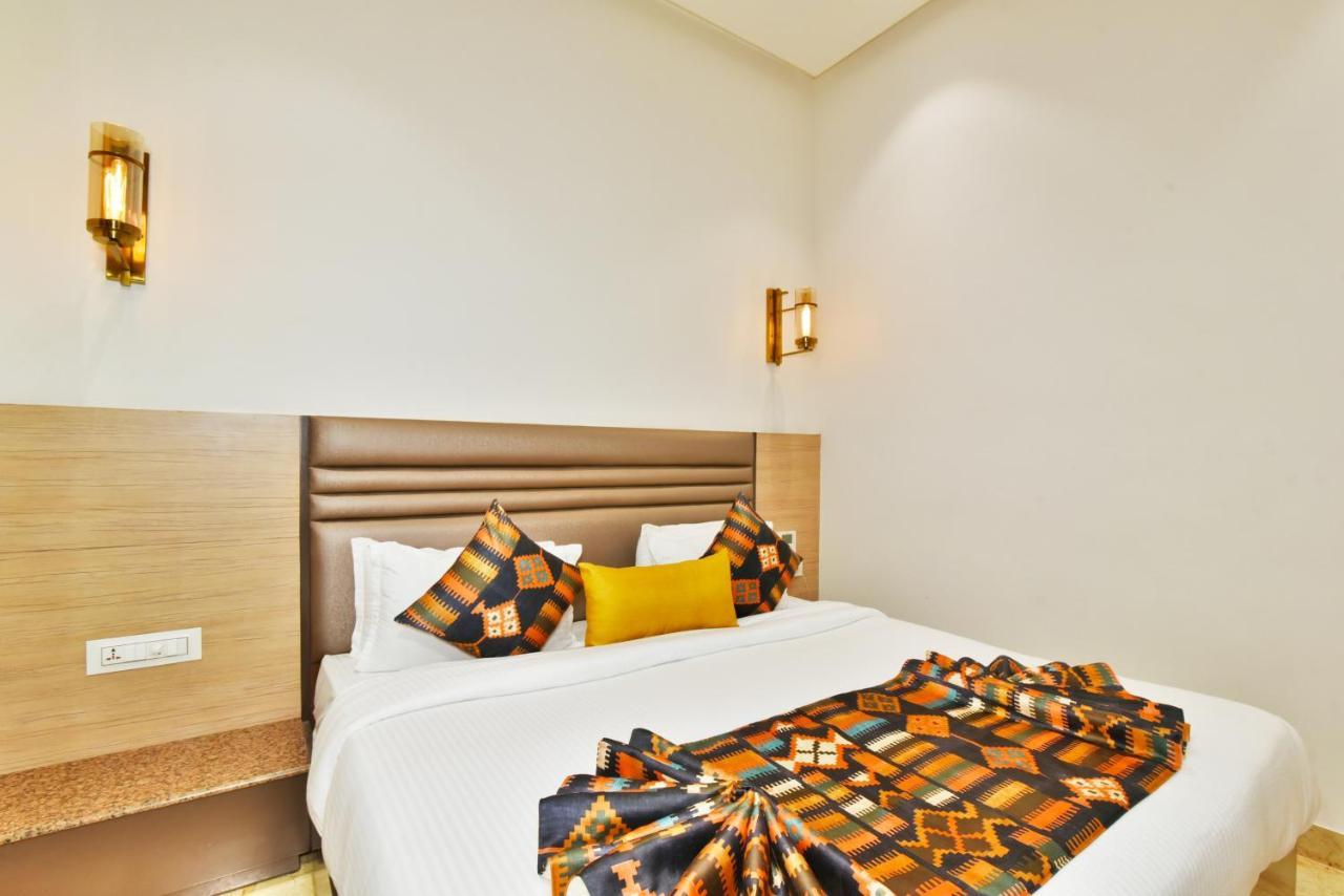 Hotel Infa - 400M From Golden Temple Amritsar Bagian luar foto